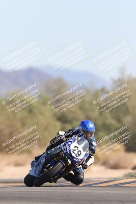 media/Nov-02-2025-CVMA (Sun) [[337aff29ab]]/Race 8-Formula Lightweight Twins Shootout/